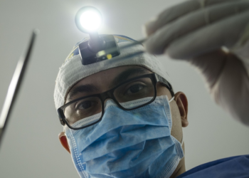 What to Expect During a Hair Transplant Procedure and Treatment