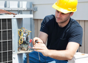 Why Professional HVAC Service Matters for Older Heating Units